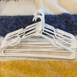 10 pack White Hangers